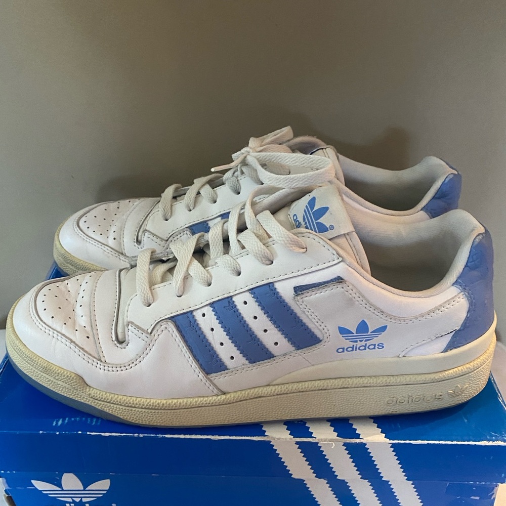 Adidas Classic White and Blue Shoes
